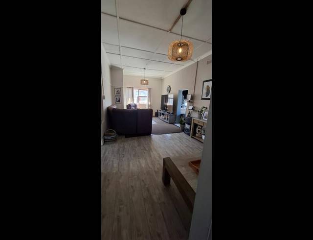 3 BEDROOM HOUSE FOR SALE IN GLENLILY